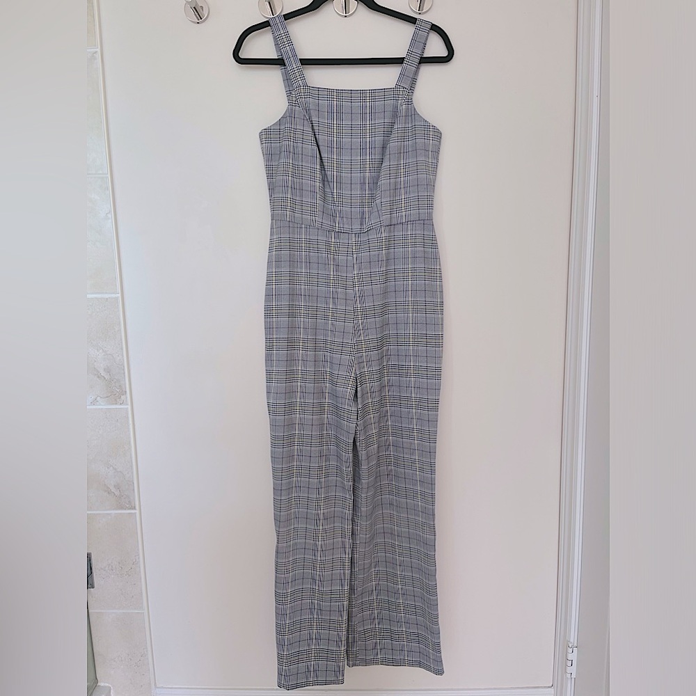 🍏 Woman fashion jumpsuit